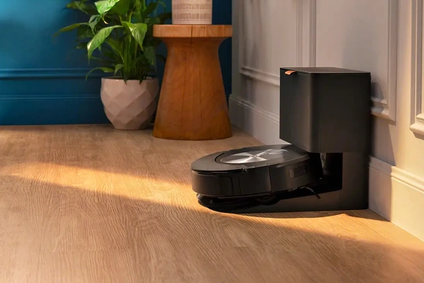 Recenze robotick vysava iRobot Roomba Combo j7+ (2023)