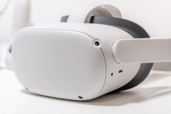 Recenze VR brle Oculus Quest 2 (2022)