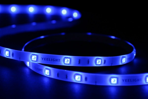 Recenze chytr LED psek Xiaomi Yeelight Smart Light Strip (2019)