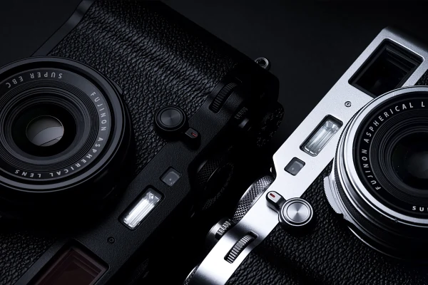 Recenze kompaktní fotoaparát Fujifilm FinePix X100V (2020)