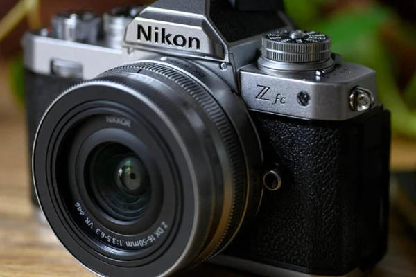 Recenze digitln fotoapart Nikon Z fc (2021)