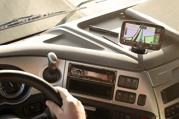 Recenze navigace do auta TomTom GO Professional 6250 (2018)