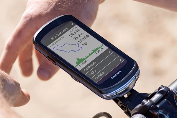 Recenze navigace na kolo Garmin Edge 1040 (2022)