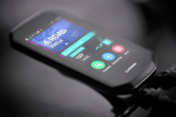 Recenze navigace na kolo Garmin Edge 1050 (2024)
