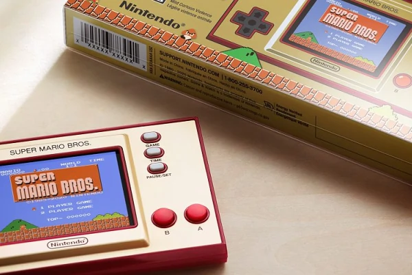 Recenze retro herní konzole Nintendo Game & Watch