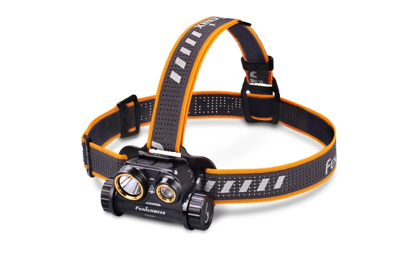 Recenze nabjec LED elovka Fenix HM65R (2022)