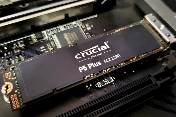 Recenze NVMe SSD disk Crucial P5 Plus 1TB (2022)